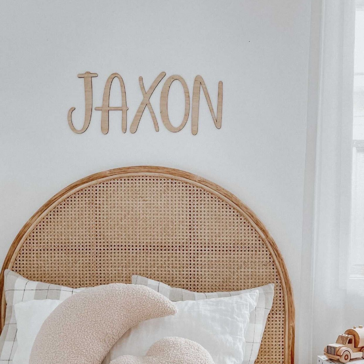 Wall Name Script